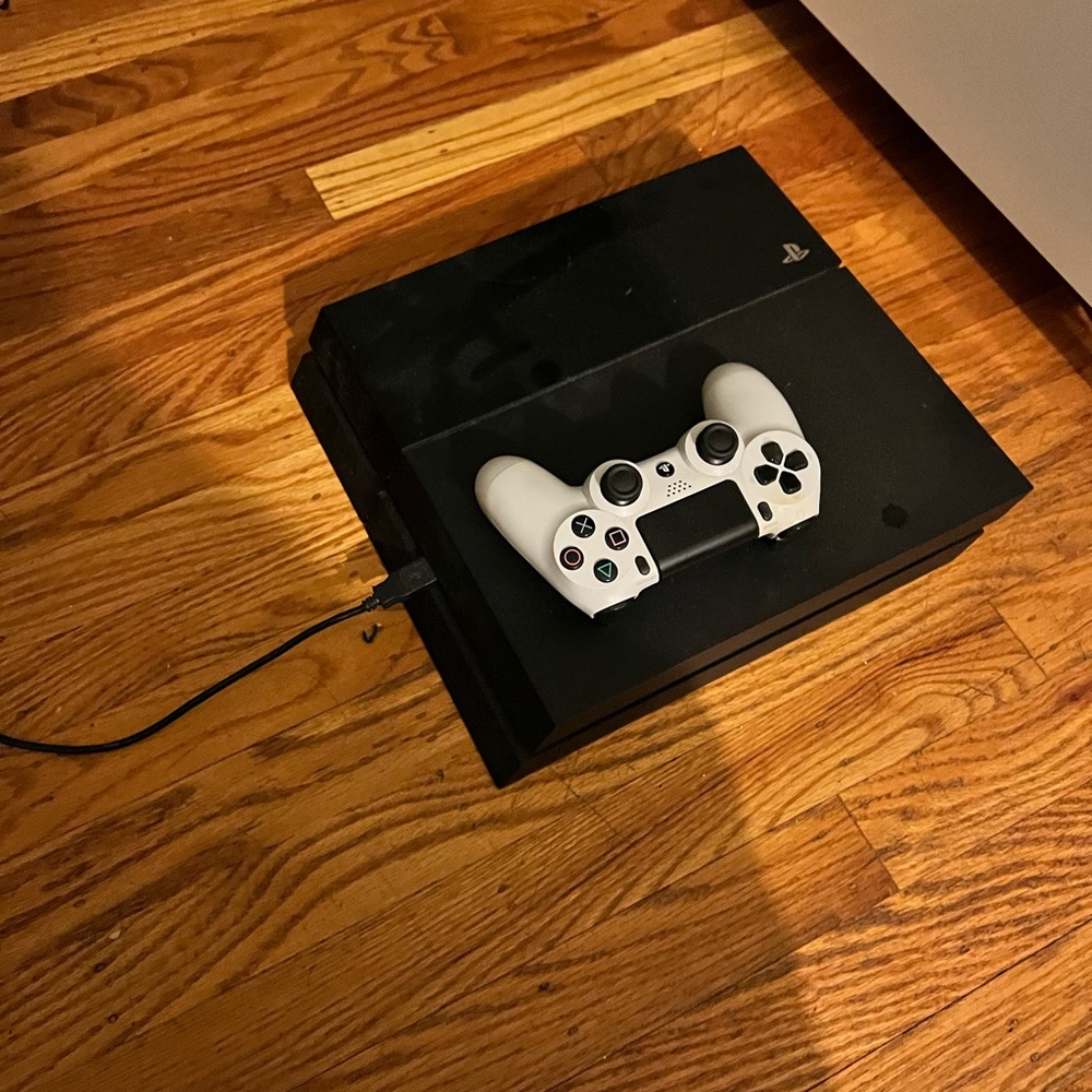 PS4 used good condition